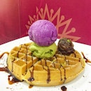 Wanted ice cream but ended up having a waffle as well!🙊🙈
Japanese waffles (matcha flavour + azuki paste) with purple sweet potato and matcha gelato!