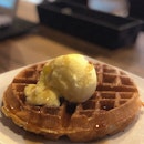 Belgium waffle + Vanilla Ice Cream ($5.9)