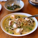 Stewed Fish Noodles with Seafood