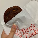 Dark Chocolate & Walnut Cookie | $2.95
