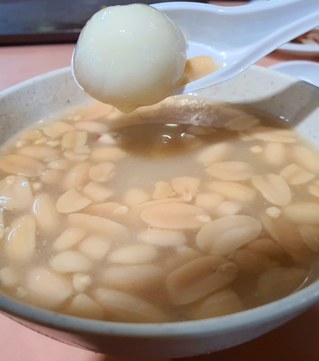 The best hawker Tang Yuan we've had! 