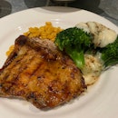 Honey Ginger Chicken with buttered corn kernel and cream broccoli