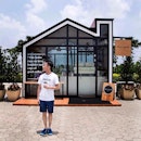 [NEW]📍Johor Bahru, Malaysia
[Opened: Sep 2015]
Inspired by Jay Chou's MV (Handwritten Past, 手写的从前), this glass house cafe opened at JB 2 weeks ago and is currently operated by Coffee Concept Company.