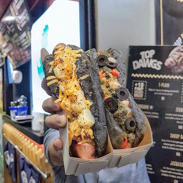 Found these Monster Hotdogs when I visited this famous Food Hotspot in Manila.