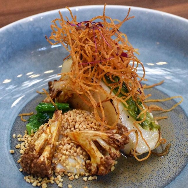 Not a fish lover but this cod from @stray.sg is SO DARN GOOD.