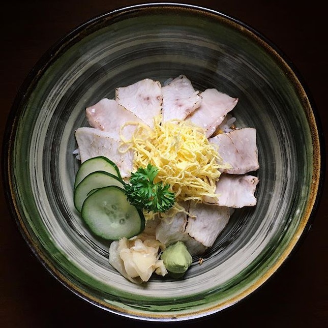Aburi Kajiki Chirashi (lightly toasted swordfish belly with sushi rice and tamago) from Uni Gallery by OosterBay, a Japanese uni specialty concept newly launched in the basement of The Plaza along Beach Road.