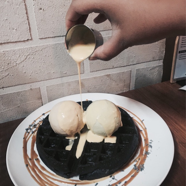 Charcoal Waffles With Salted Egg Sauce 