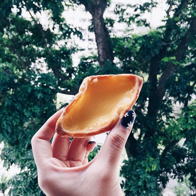220516// ☀️ Good morning folks, have a good Sonday, an egg tart for you 😎 #tongheng