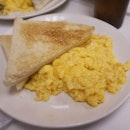 The reason why #澳洲牛奶公司's Set A is so popular, the best scrambled #eggs in the entire universe, coupled with some lightly toasted, soft and fluffy #bread.