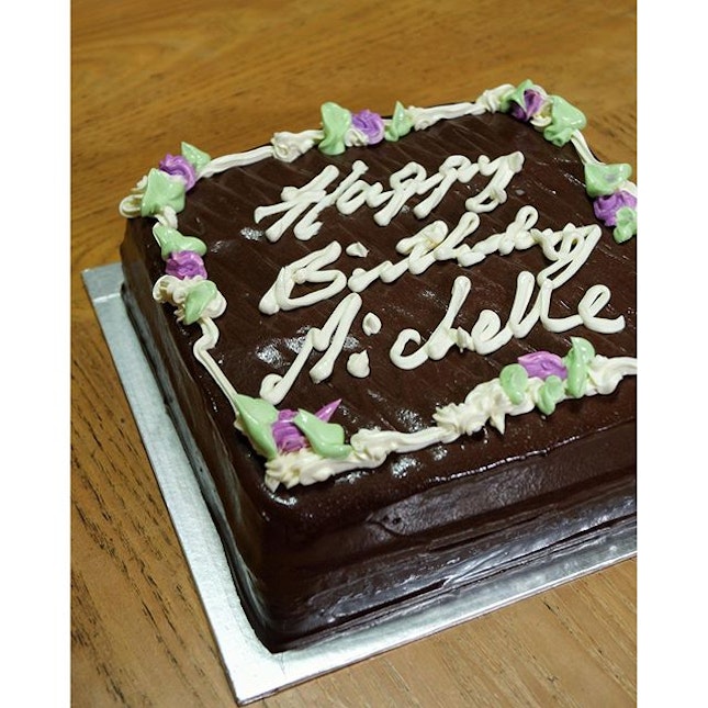Lana chocolate fudge cake