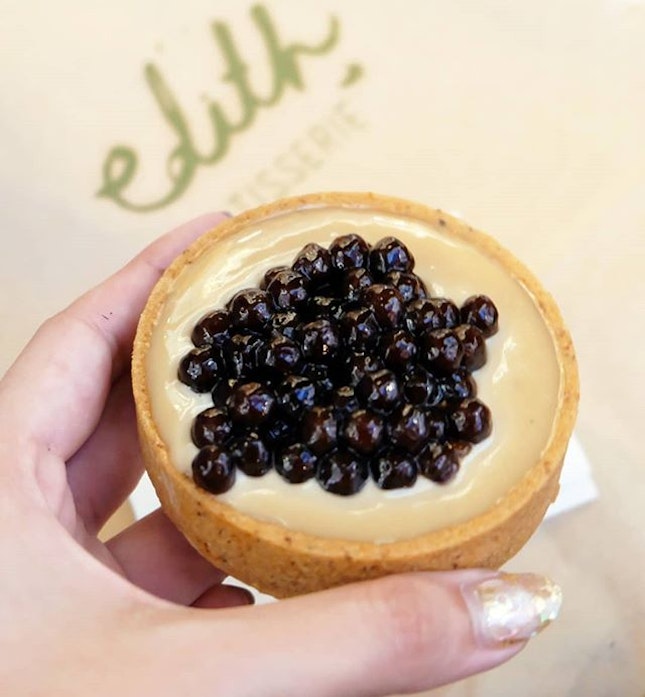Why limit yourself to drinking bubble tea, when you can eat it in a form of a tart?!