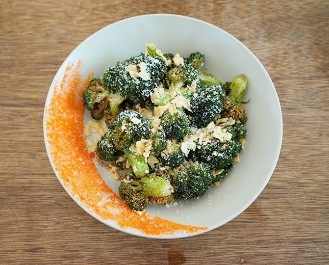 Never Had Broccoli Served that Way 😍
Aburi Broccoli Salad ($13 SGD )

#broccoli #dinner #dinnertime time #foodporn #food #foodie #foodsg #thegrowingbelly #peanutloti #burpple #burpplesg #foodstagram #sgig #foodie #instafood #whati8today #instafoodsg #8dayseat #delicious#foodpic #foodpics #tasty