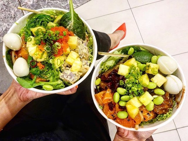 Adopt a healthy lifestyle with a poke bowl @alohapokesg 
This marks my visit to all 4 of Aloha Poke branches from Amoy Street, Marina Bay Link Mall, Change Alley and now Bugis Junction.