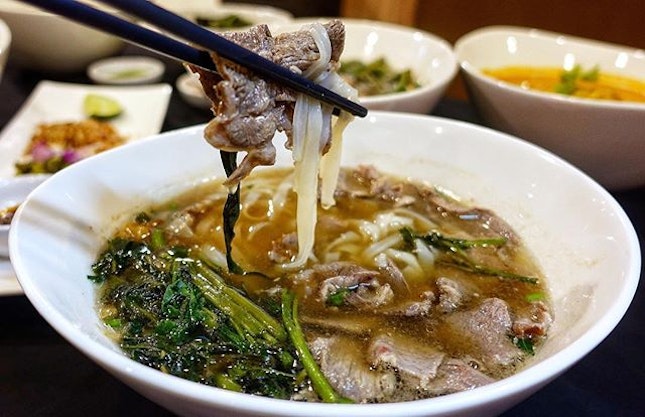 Savour the broth of the Thai Beef Noodle Soup @kincowsg 
Choose from a premium selection of cuts such as brisket, ribeye and sirloin from the pastures of Australia, US and Japan and a staple of glass noodles, rice noodles or vermicelli for your Thai Beef Noodle Soup.