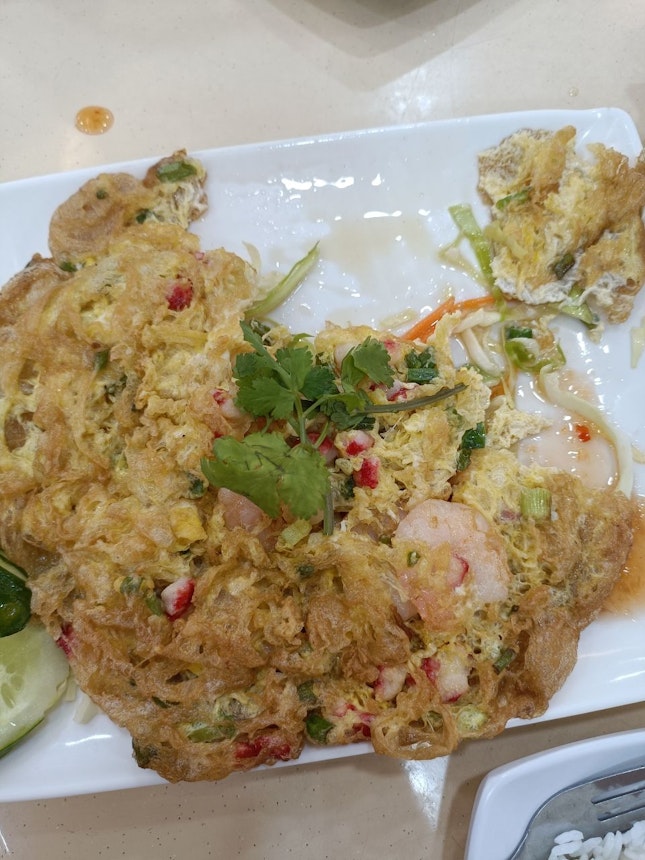 Thai Omelette With Prawn And Crabstick