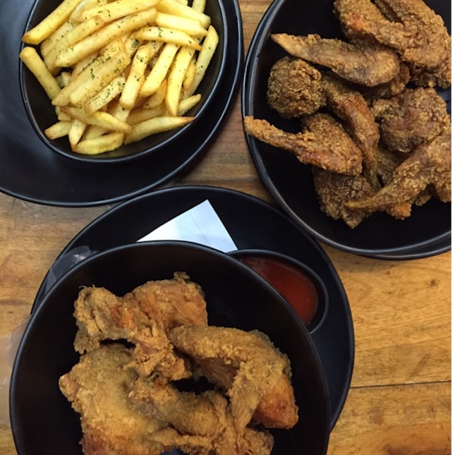 Fried Chicken And Truffle Fries
