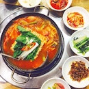 army stew ($40) - also known as budae jiigae, it includes thick layer of spam, hotdog, beancurd, mushrooms, ramyeon and kimchi!