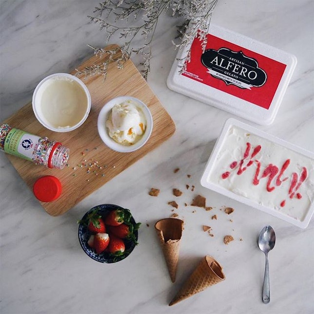Getting ready for a Fruitful Christmas by celebrating it with two new fruity flavours from @alferogelato.