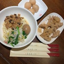 Kung Fu Noodles, Deep Fried Chicken, Taro with Egg Custard Ball