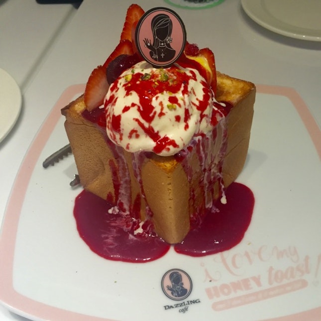 Party In Your Mouth Honey Toast ($18.90)