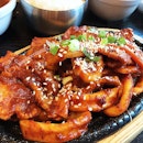 Dae Ssik Sin's Pork Belly & Squid Lunch Set at $12.80++ Marinated qquid & pork belly overflowing the hotplate.