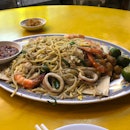 Mediocre Hokkien Mee and Sotong