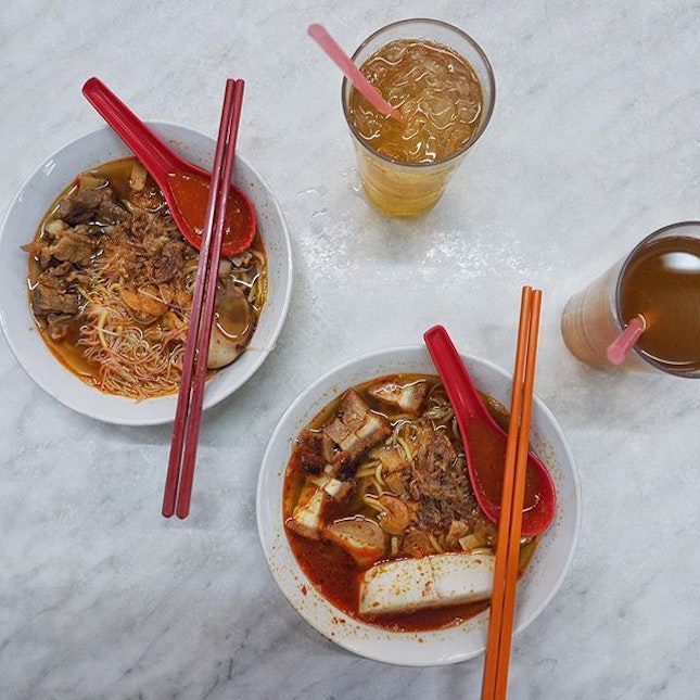 Har Mee or in Penang they call it Hokkien Mee 😍 too damn yummy

#instafood #igfood #food #foodporn #foodpics #foodpic #foodphotography #foodphoto #foodgasm #foodgram #foodart #foodcoma #fooddiary #foodforfoodies #foodie #foodlover #foodlovers #fotd  #foodstagram #foodspotting #eatnowkl #onestopkl #insta #instago #foodink
#malaysiancafes #mycafefood #burpplekl #burpple