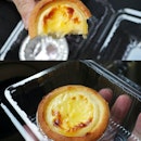 Seems like cheese tarts are "the thing" now, aren't they?