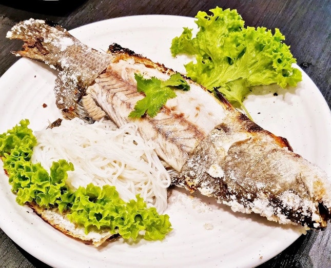 Barbecued Sea Salt Sea Bass Fish (SGD $32) @ Noodle Thai Thai Kitchen.