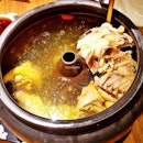 Steam Pot Chicken Soup (SGD $24.90) @ Yun Nans Restaurant.