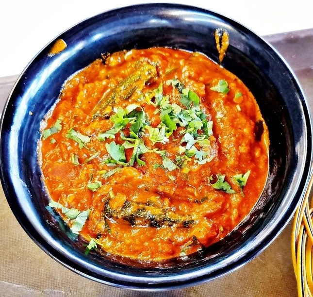 Bhindi Masala (SGD $6.80) @ Al-Azhar Restaurant.