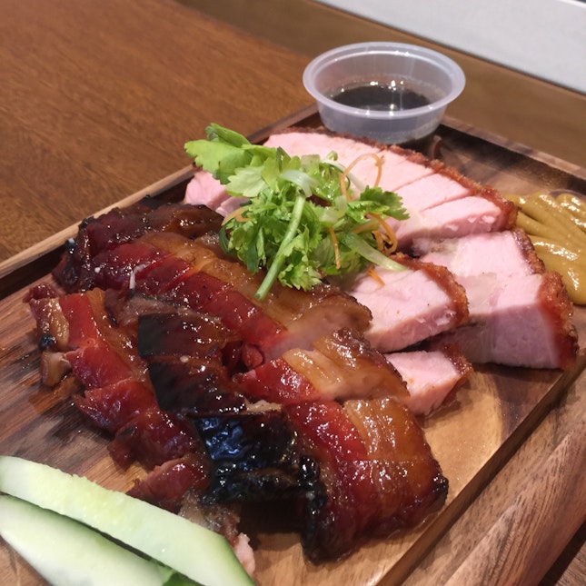 Char Siew + Roast Pork (medium meat platter) $17