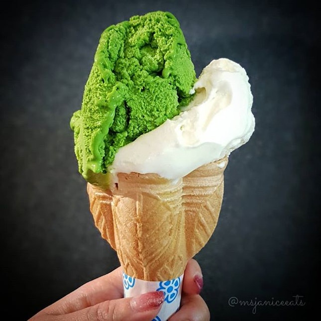 🍦 Naganuma Ice ~ Matcha & Double Cheese Gelato (S$7.00) 🍦Congratulations to Naganuma Ice on the opening of their second outlet in Singapore at City Square Mall!