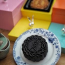 @concordehotelsg Concorde Hotel Singapore unveils a delectable selection of delicately crafted traditional mooncakes.