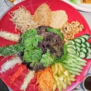@paradisegrpsg Paradise Teochew-style Yu Sheng ($68.00/5pax; $138.00/10pax) available for dine-in or takeaway till 9 Feb 2020.