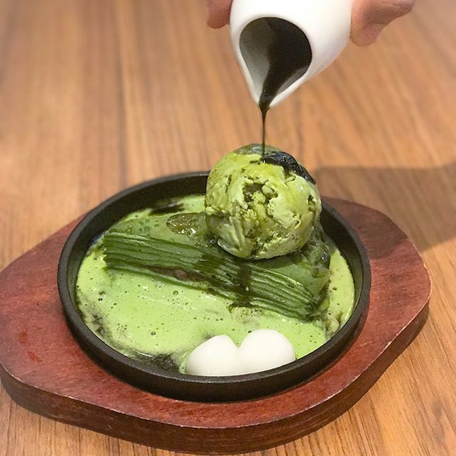 Sizzling matcha crepe [$12++] Matcha Mille crepe served on a sizzling pan, topped with matcha ice cream, shiratama and doused with matcha sauce!!