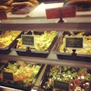 I'm going healthy today?!haha Ako b to?!😜#healthyfood#salad#nomnomnom #foodblog #foodcoma #foodporn #yum