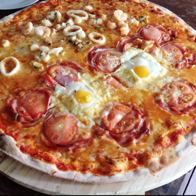 Pancetta & Seafood Pizza