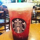 Perfect way to usher in the evening with Starbucks new offering, Fizzio sparkling beverages.
