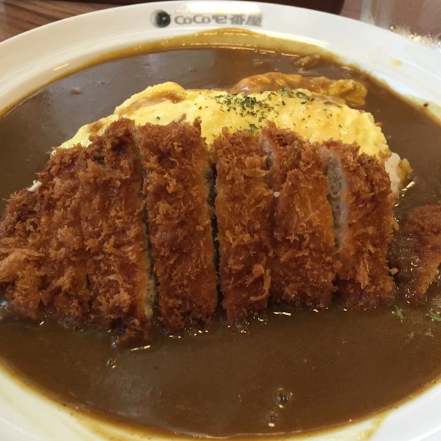Curry Pick Cutlet Omelette Rice