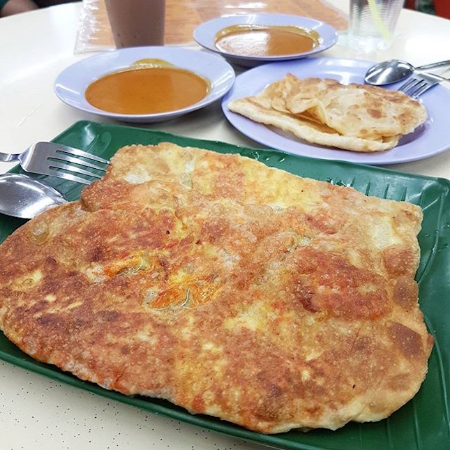 Because I was feeling likka {Chicken Cheese Murtabak} and prata tonight 😂 Glad that the food didn't disappoint this time seeing as to how the standard has been quite inconsistent these few years...
