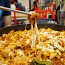 Spicy dakgalbi pan with lots of cheese!
