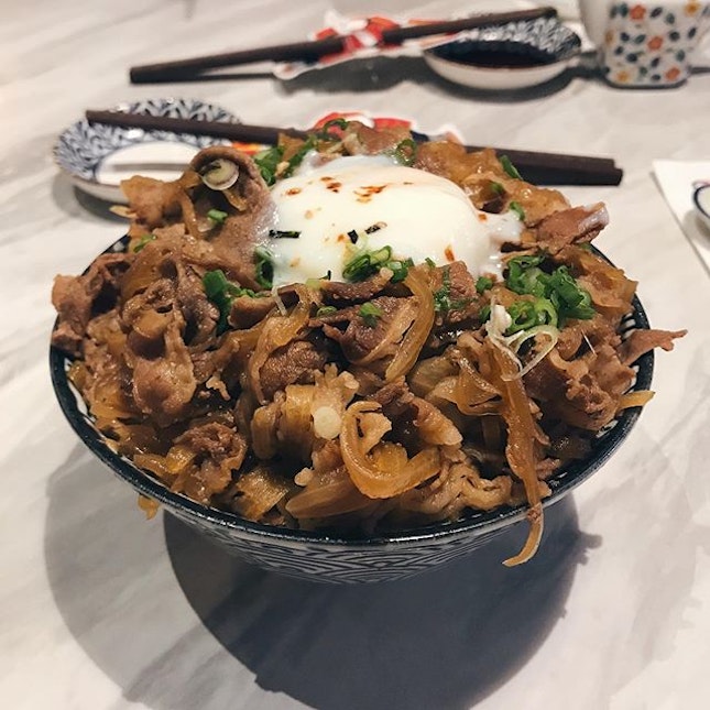 beef bowl from the new revamped menu at @omotesingapore !!!!