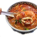 Chao Phraya
☻☻☻☻☻☻☻☻☻☻
SEAFOOD TOM YUM
☻☻☻☻☻☻☻☻☻☻
Needing some spice to spice up my life.