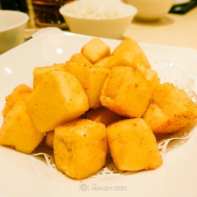Can't get enough of these addictive Deep Fried Crispy Tofu Cubes 😋👍