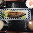 Saba Shioyaki Set ($16 but we got it at 20% discount for placing our order before 7pm) 😀 This was not my order as grilled mackerel is never my cup of tea.