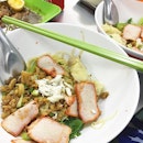 Sawadeekap 🙏🏻 famous wanton mee with crab meat.