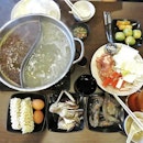 // Charcoal Thai Steamboat //
The fried man tou is super delicious!