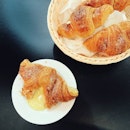 Breakfast time☕ Let's have some "KOKOLAVA Croissant" from KOKOMAMA!