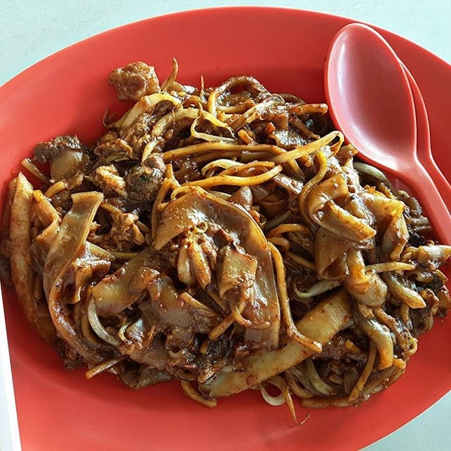 Had a nice Char Kway Teow today at Bendemeer Fresh Cockles Fried Kway Teow.